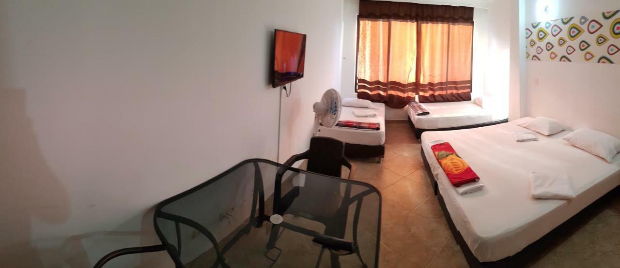 Castellana Hotel *